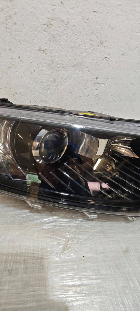 Frontscheinwerfer Skoda Octavia III 5E1941015B 5E1941016B Xenon Ein Satz SCH3371748747yj