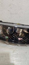 Laden Sie das Bild in den Galerie-Viewer, Frontscheinwerfer Skoda Octavia III 5E1941015B 5E1941016B Xenon Ein Satz SCH3371748747yj
