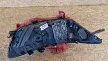 Laden Sie das Bild in den Galerie-Viewer, Frontscheinwerfer Iveco Daily I 8912934612738468712 Links Scheinwerfer Headlight SCH8733623251xw