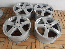 Laden Sie das Bild in den Galerie-Viewer, 4x Alufelge 17 Zoll 7.5" 5x120 42ET 47688 BMW 3 E46 E90 1 E87 Insignia T5 FEL9478945794dx