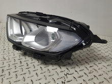 Laden Sie das Bild in den Galerie-Viewer, Frontscheinwerfer Ford Ecosport GN15-13D155-DE Xenon Rechts Headlight SCH8704152584kg