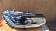 Laden Sie das Bild in den Galerie-Viewer, Frontscheinwerfer VW T-Cross 2GM941036B Full LED Rechts Scheinwerfer Headlight SCH2507125650sg
