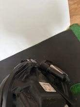 Load image into Gallery viewer, Frontscheinwerfer Mercedes-Benz W212 A2128202059 Xenon Rechts Headlight SCH2131756226es