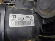 Laden Sie das Bild in den Galerie-Viewer, Frontscheinwerfer Seat Exeo 3R1941005E Links Scheinwerfer Headlight SCH4267450784js
