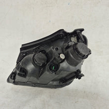Laden Sie das Bild in den Galerie-Viewer, Frontscheinwerfer Kia Carens III 92102-1D0 Rechts Scheinwerfer Headlight