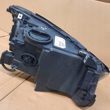 Load image into Gallery viewer, Frontscheinwerfer BMW F07 1ZS01013041 7199613-07 Xenon Rechts oder Links SCH1616440072pa