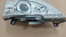 Laden Sie das Bild in den Galerie-Viewer, Frontscheinwerfer Mercedes-Benz Viano A6398202961 Rechts Scheinwerfer Headlight SCH6920100771sd