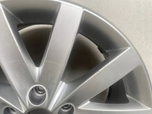 Laden Sie das Bild in den Galerie-Viewer, 1x Alufelge 17 Zoll 7.0" 5x112 54ET Glanz 5K0601025AN VW Golf Vi Rim Wheel FEL3314530491hj