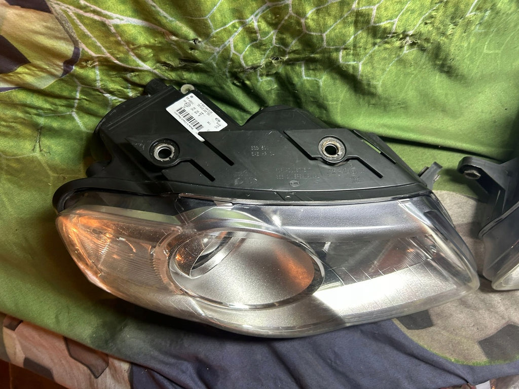 Frontscheinwerfer VW Passat 3C0941005J 3C0941006J Ein Satz Headlight SCH9056272521km