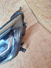 Laden Sie das Bild in den Galerie-Viewer, Frontscheinwerfer Renault Megane 260602075R LED Links Scheinwerfer Headlight SCH3073412072dy