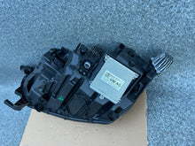 Laden Sie das Bild in den Galerie-Viewer, Frontscheinwerfer Skoda Octavia IV 5E4941016B Rechts Scheinwerfer Headlight SCH4960394001id