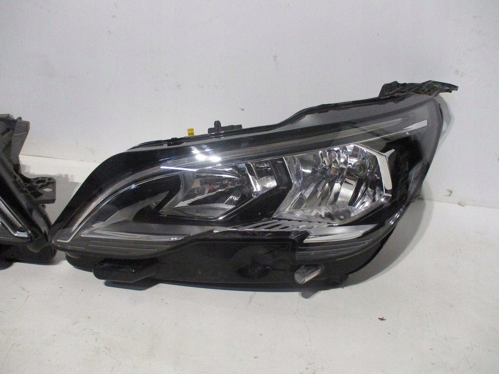 Frontscheinwerfer Peugeot 3008 LED Links Scheinwerfer Headlight