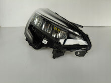 Laden Sie das Bild in den Galerie-Viewer, Frontscheinwerfer Renault Clio I V 260109379R Full LED Rechts Headlight SCH1693236400xy