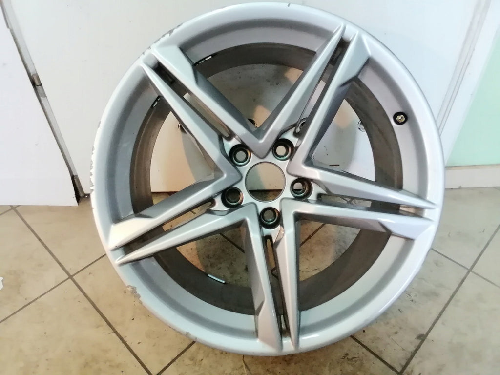 1x Alufelge 18 Zoll 8.5" 5x112 29ET 8W0601025DE Audi A5 A4 Rim Wheel