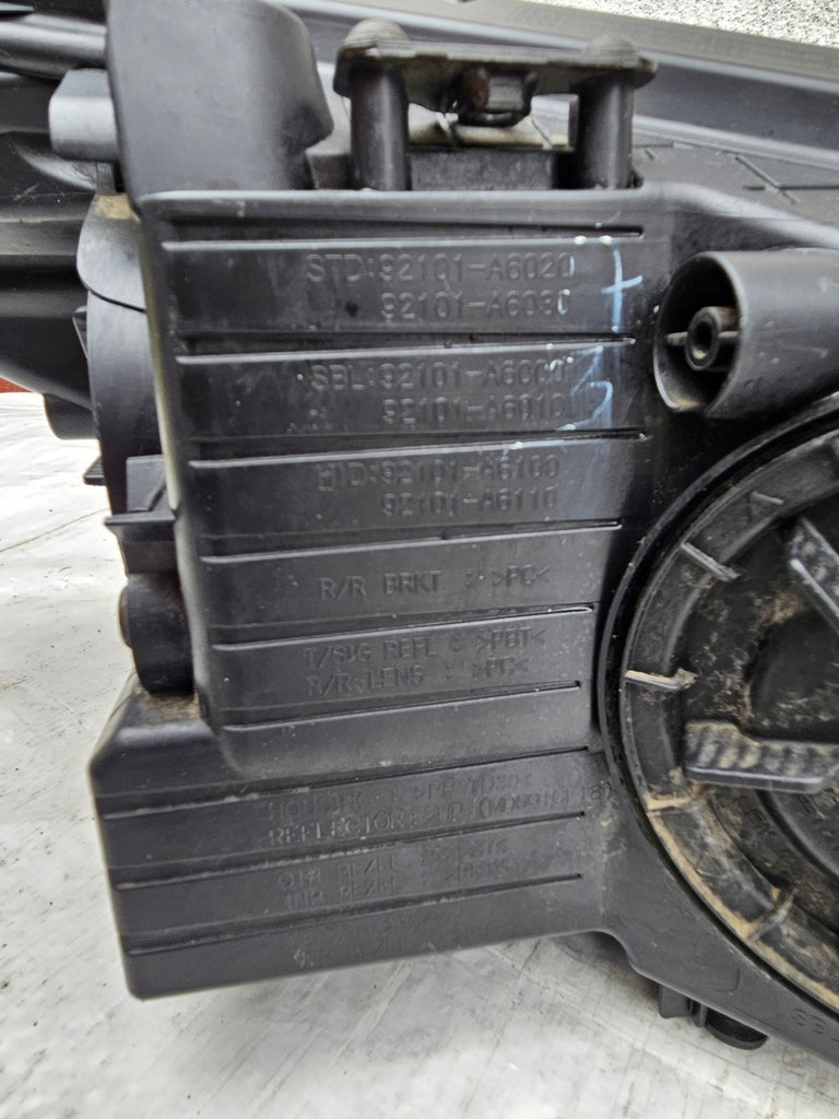 Frontscheinwerfer Hyundai I30 92101-A6020 92101-A6030 Rechts oder Links