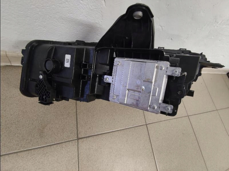 Frontscheinwerfer BMW Active Tourer LED Rechts Scheinwerfer Headlight SCH4950811637hk