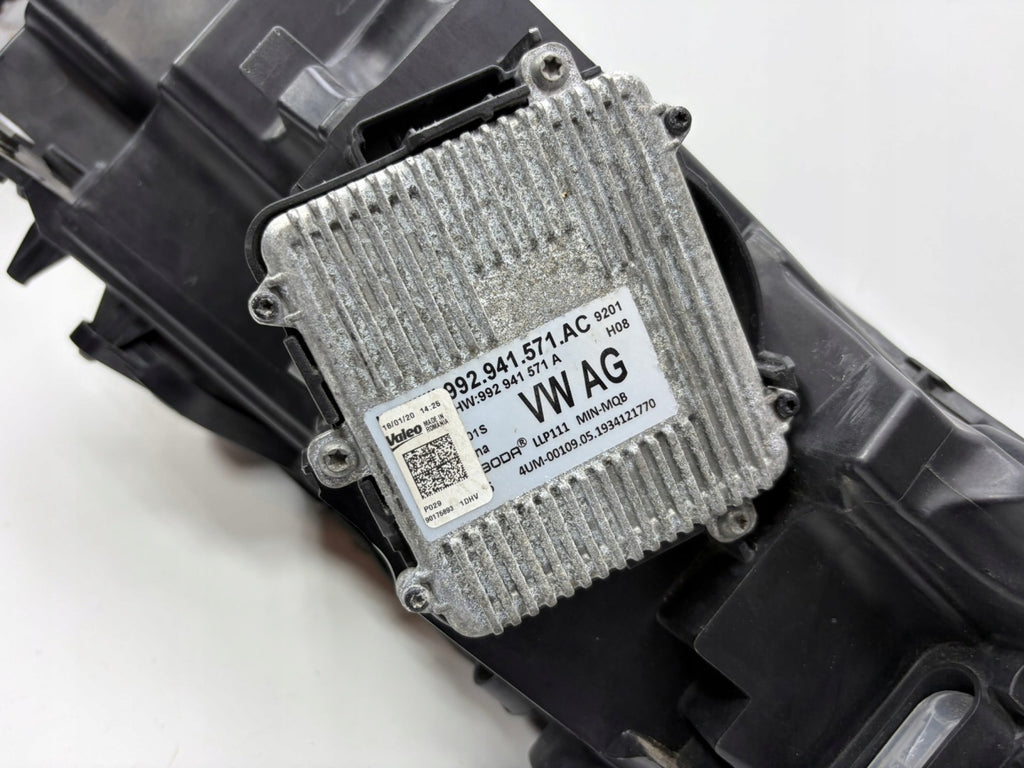 Frontscheinwerfer Skoda Scala 657941015A Links Scheinwerfer Headlight SCH8122157486qe