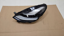 Load image into Gallery viewer, Frontscheinwerfer Tesla Model 3 1514952-00-D LED Links Scheinwerfer Headlight