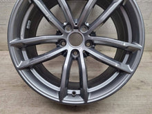 Load image into Gallery viewer, 1x Alufelge 18 Zoll 5x112 Glanz Schwarz 7855081 BMW 5 G31 G30 Rim Wheel FEL4510255511nt