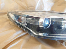Load image into Gallery viewer, Frontscheinwerfer Renault Megane III 260100923R Rechts Scheinwerfer Headlight SCH4681574088uh