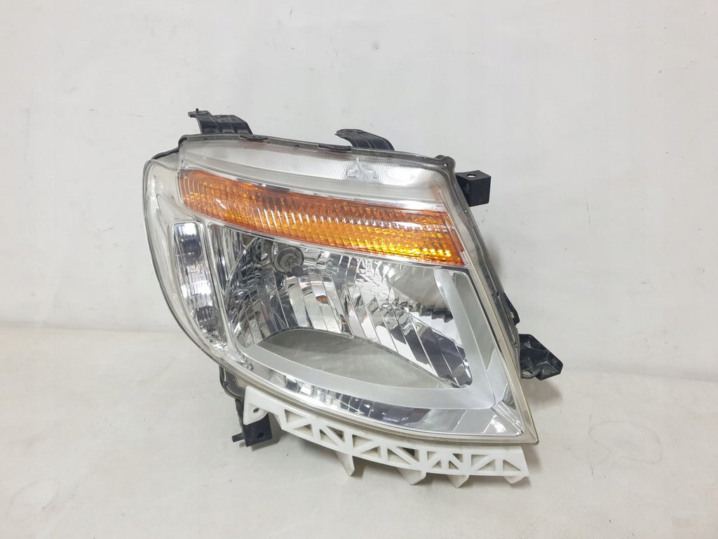 Frontscheinwerfer Ford Ranger Rechts Scheinwerfer Headlight SCH9475466078yx