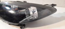 Load image into Gallery viewer, Frontscheinwerfer Mazda 2 D651-51040 Ein Stück (Rechts oder Links) Headlight