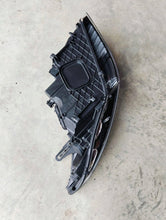 Laden Sie das Bild in den Galerie-Viewer, Frontscheinwerfer Renault Megane 260602545R Links Scheinwerfer Headlight SCH4485648454gg