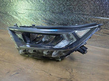Load image into Gallery viewer, Frontscheinwerfer Toyota V LED Links Scheinwerfer Headlight SCH8730303193en