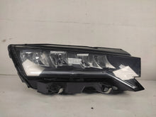 Laden Sie das Bild in den Galerie-Viewer, Frontscheinwerfer Skoda Octavia IV 5E4941010 Rechts Scheinwerfer Headlight SCH4810228308ze