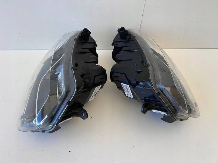 Frontscheinwerfer Dacia Duster 260101133R 260609367R Ein Satz Headlight SCH6858732990pe
