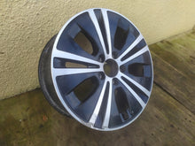 Laden Sie das Bild in den Galerie-Viewer, 1x Alufelge 17 Zoll 7.5&quot; 5x112 40ET A2134015100 Mercedes-Benz W213 Rim Wheel