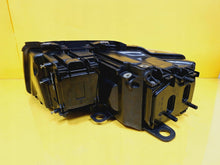 Laden Sie das Bild in den Galerie-Viewer, Frontscheinwerfer Audi A8 158154-00 Xenon Rechts Scheinwerfer Headlight SCH1668117688sg