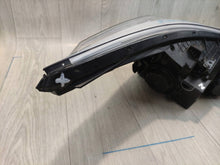 Laden Sie das Bild in den Galerie-Viewer, Frontscheinwerfer Kia Ceed 92101A2220 Links Scheinwerfer Headlight