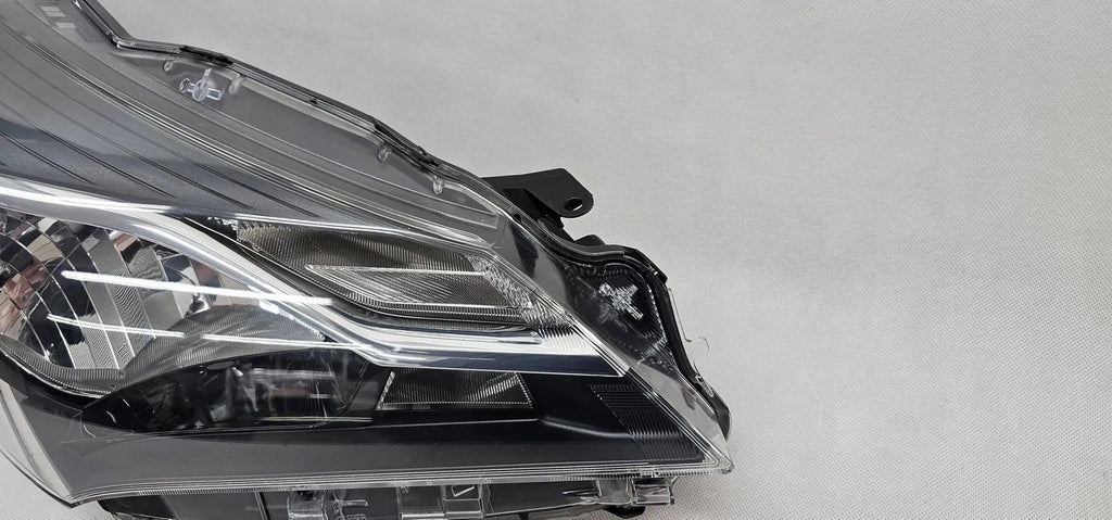 Frontscheinwerfer Toyota Yaris LED Rechts Scheinwerfer Headlight