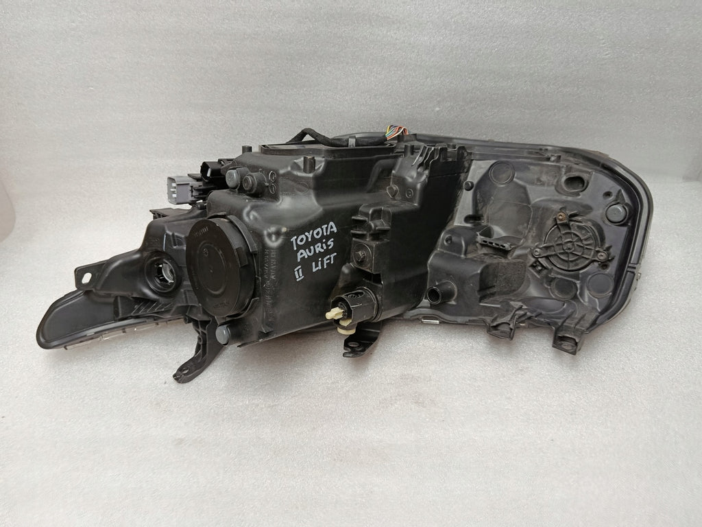 Frontscheinwerfer Toyota Auris 81110-02K60 Full LED Rechts Headlight