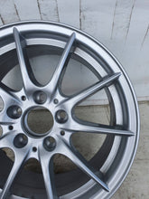 Laden Sie das Bild in den Galerie-Viewer, 1x Alufelge 16 Zoll 7.0&quot; 5x112 37ET A172401002 Mercedes-Benz Slk Rim Wheel