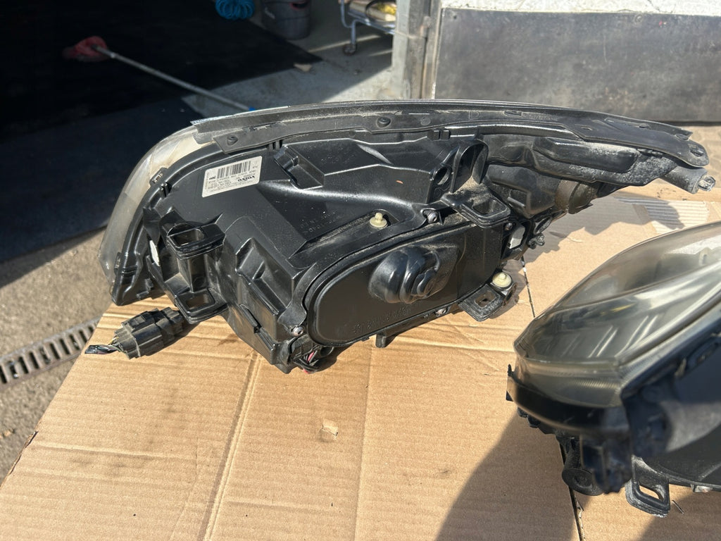 Frontscheinwerfer Volvo V60 31299994 31299995 Ein Satz Scheinwerfer Headlight SCH9115122338lp