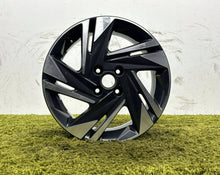 Load image into Gallery viewer, 1x Alufelge 16 Zoll 7.0" 5x114.3 50ET 52910Q0200 Hyundai Bayon Rim Wheel FEL6389693360rv