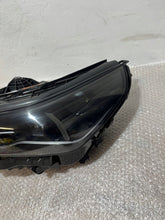 Laden Sie das Bild in den Galerie-Viewer, Frontscheinwerfer BMW 5 5A87913 LED Links Scheinwerfer Headlight SCH7971954561kz