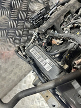 Load image into Gallery viewer, Motor VW Passat B8 DCZ 1.6 TDI 120PS 88kW 81TKm 2019 Engine Komplett MOT6179422759ow
