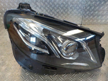 Load image into Gallery viewer, Frontscheinwerfer Mercedes-Benz W213 A2139067506 Ein Stück (Rechts oder Links) SCH9470110985yz
