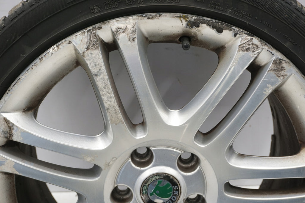 1x Alufelge 18 Zoll 7.5" 5x112 46ET Glanz Silber 3T0601025 Skoda Superb Ii