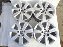 Laden Sie das Bild in den Galerie-Viewer, 4x Alufelge 17 Zoll 7.5" 5x130 50ET Glanz Silber 7P6601025 Audi Q7 Touareg FEL2766151583pl