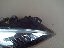 Laden Sie das Bild in den Galerie-Viewer, Frontscheinwerfer Renault Megane III Xenon Rechts Scheinwerfer Headlight