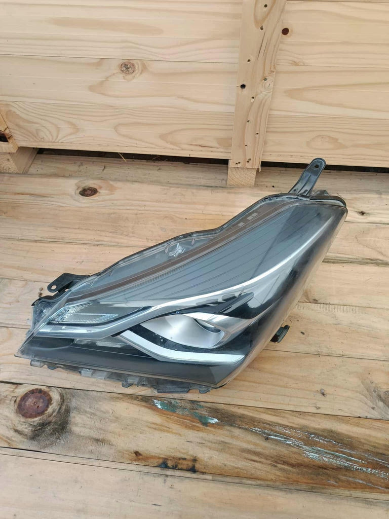 Frontscheinwerfer Toyota Yaris LED Links Scheinwerfer Headlight SCH8936002255so