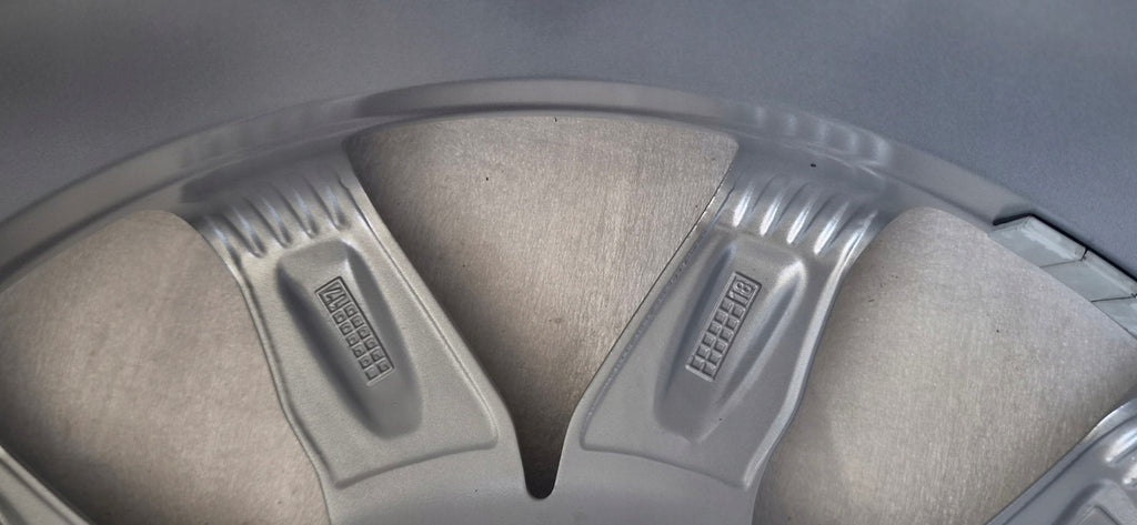1x Alufelge 17 Zoll 7.5" 5x114.3 38ET KBA49355 Hyundai I Rim Wheel FEL2642320254vu