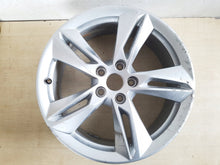 Laden Sie das Bild in den Galerie-Viewer, 1x Alufelge 18 Zoll 7.0" 5x112 43ET Glanz Silber 8U0601025AG Audi Q3 Rim Wheel FEL8815177602cd