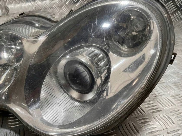 Frontscheinwerfer Mercedes-Benz W203 A2038203559 Xenon Rechts Headlight SCH5848248360oh