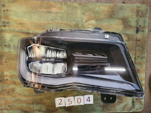 Laden Sie das Bild in den Galerie-Viewer, Frontscheinwerfer Man 8125101-6814 LED Rechts Scheinwerfer Headlight SCH1552817345dq