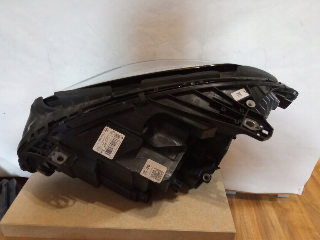 Frontscheinwerfer Mercedes-Benz 2469067001 LED Rechts Scheinwerfer Headlight